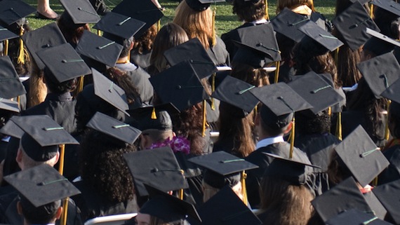 img-collegegraduationcapsshutterstock_091136434152