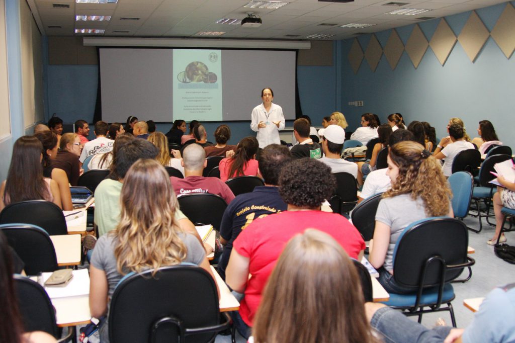 Os cursos avaliados foram medicina, enfermagem e engenharias. Crédito: USP Imagens.