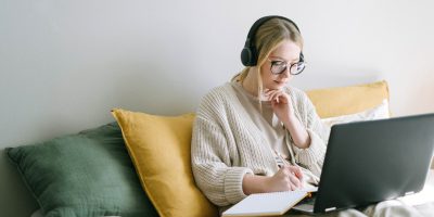 Pós-graduação lato sensu EaD é muito procurada visando vida profissional